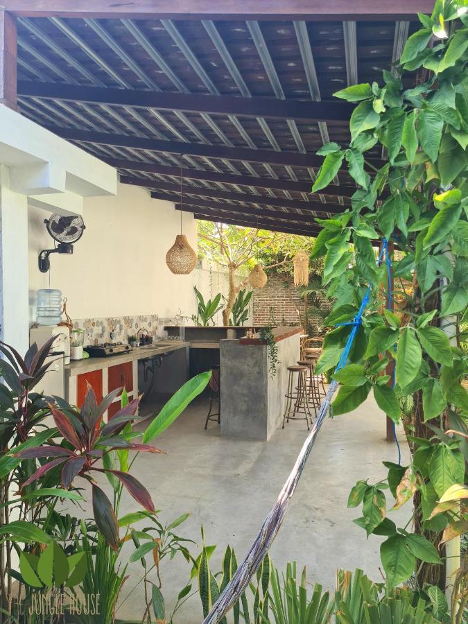 Auberge de jeunesse The Jungle House à Canggu Extérieur photo